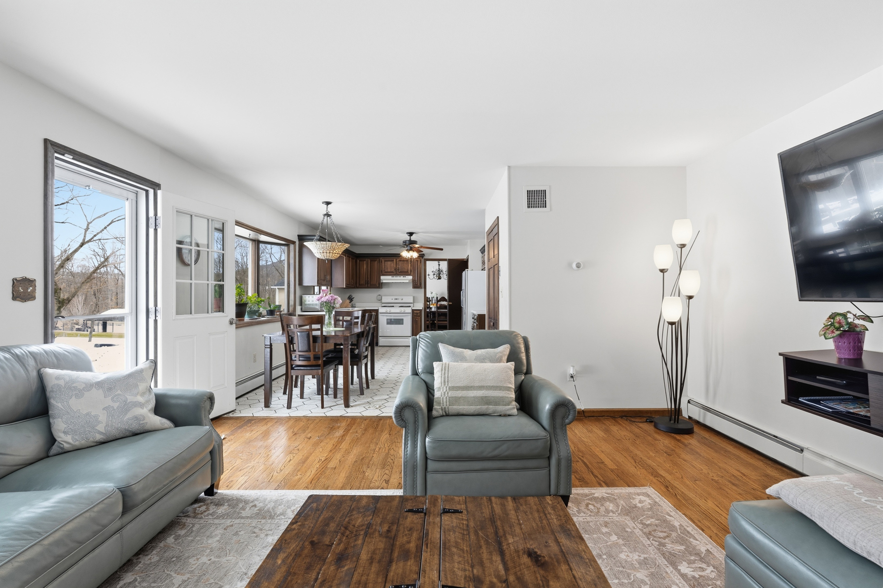  Buckberg Mountain Colonial - 物件實景