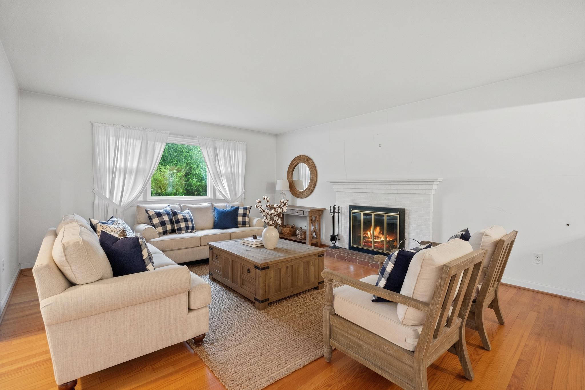  8316 Ashwood Drive, Alexandria, VA, 22308 - 物件實景