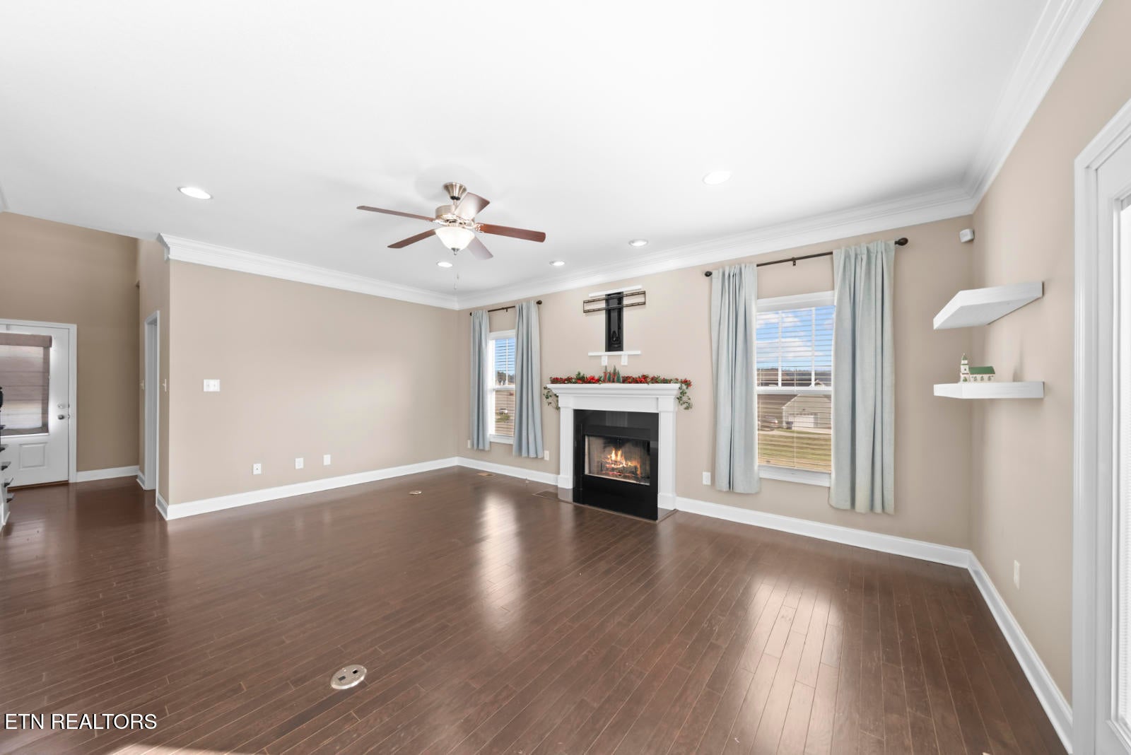 Oak Ridge, Tennessee, 37830, United States, 4 Bedrooms Bedrooms, ,3 BathroomsBathrooms,Residential,For Sale,2003025