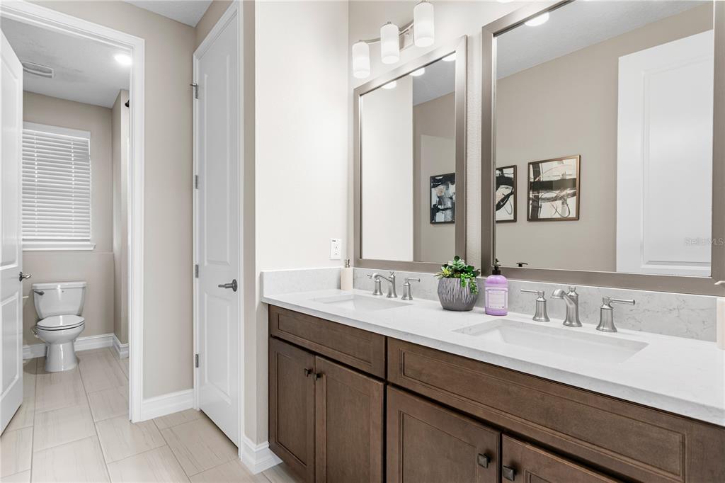 Lutz, Florida, 33559, United States, 5 Bedrooms Bedrooms, ,5 BathroomsBathrooms,Residential,For Sale,2002912