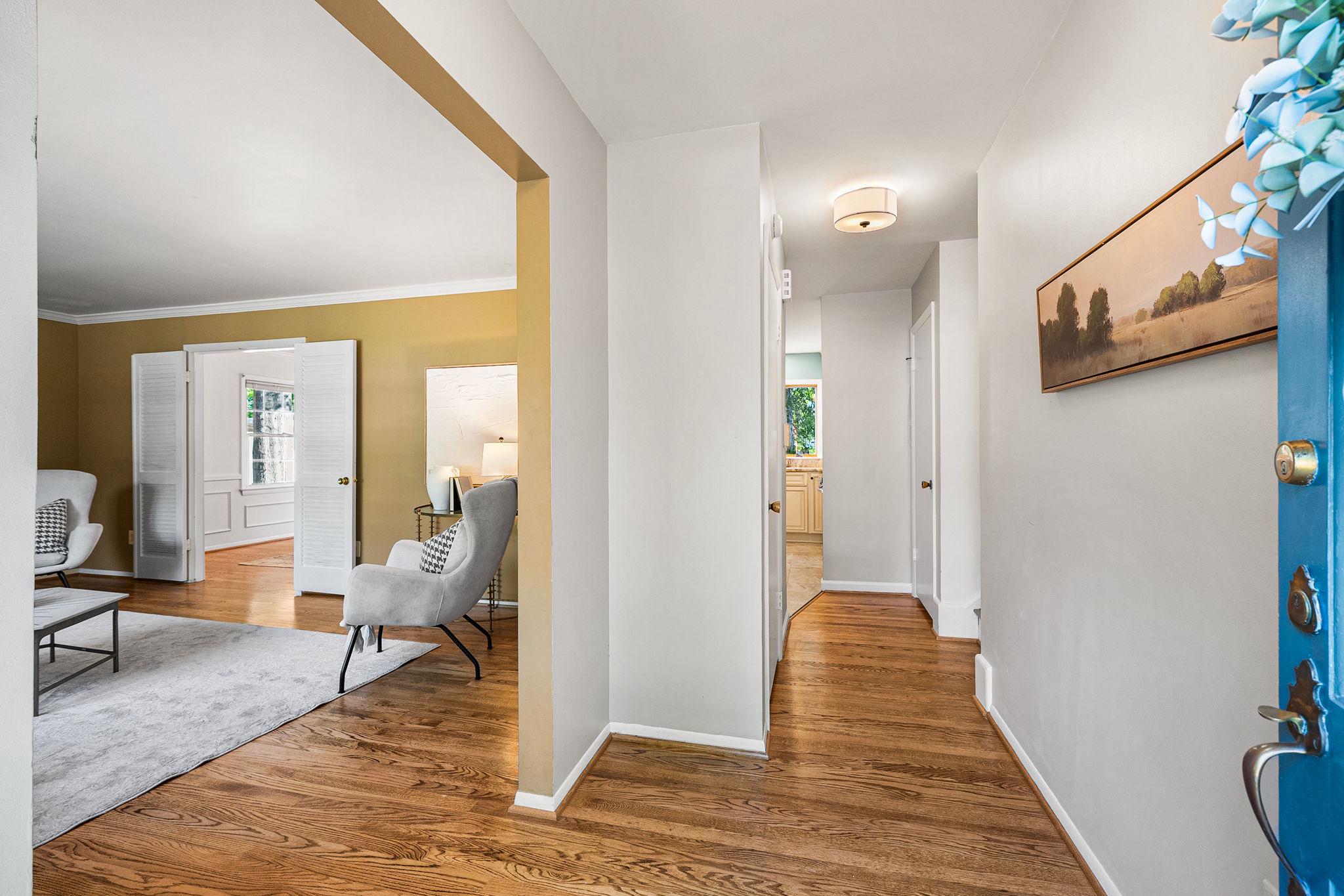  914 Waynewood Boulevard, Alexandria, VA, 22308 - 物件實景