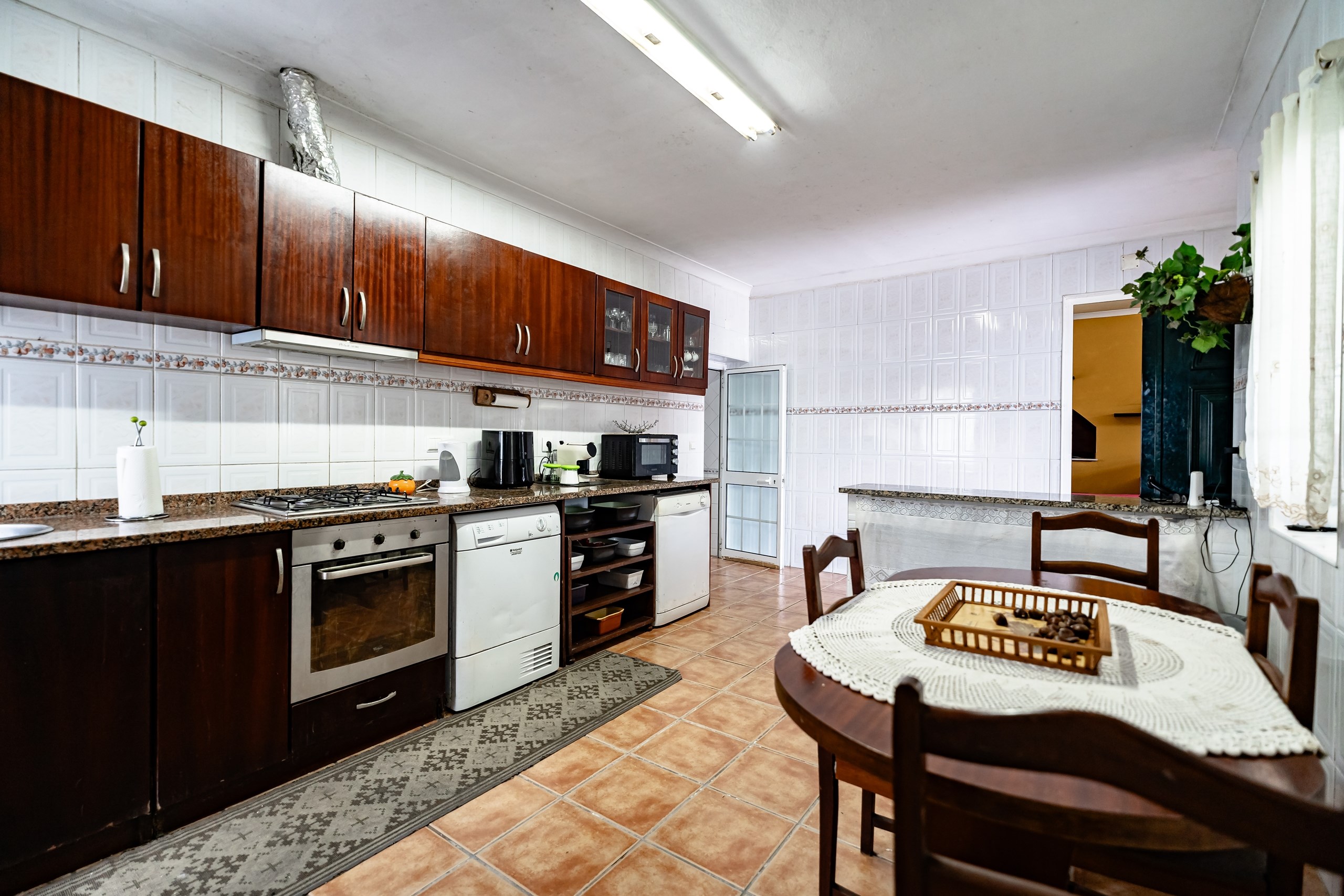 Coimbra, Coimbra, 3020-742, PT, 5 Bedrooms Bedrooms, ,3 BathroomsBathrooms,Residential,For Sale,1826993