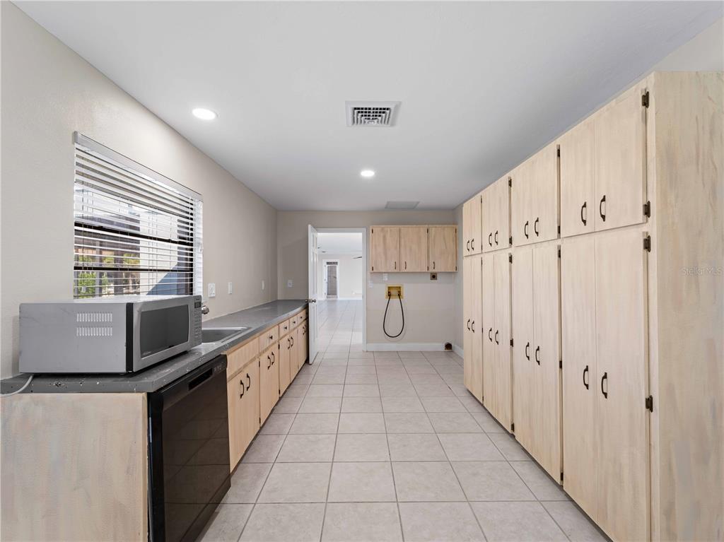 Englewood, Florida, 34223, United States, 4 Bedrooms Bedrooms, ,3 BathroomsBathrooms,Residential,For Sale,1787459