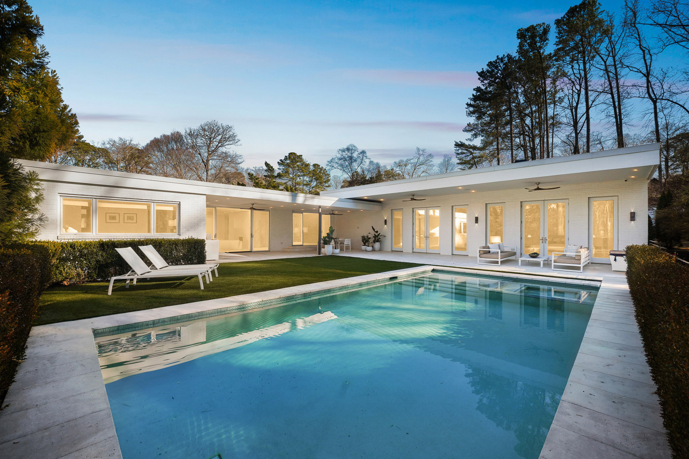  Magazine-worthy Mid-century Modern Retreat in the Heart of Morningside - 物件實景