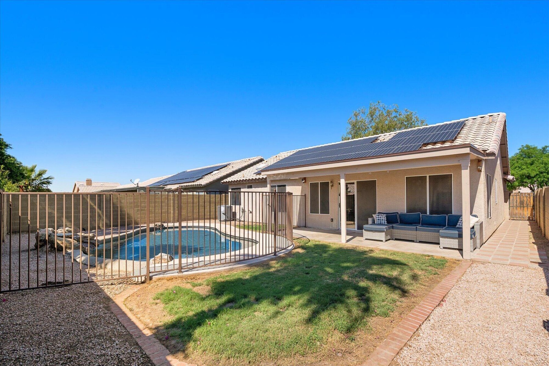  2823 E Blackhawk Drive  Phoenix, AZ - 物件實景
