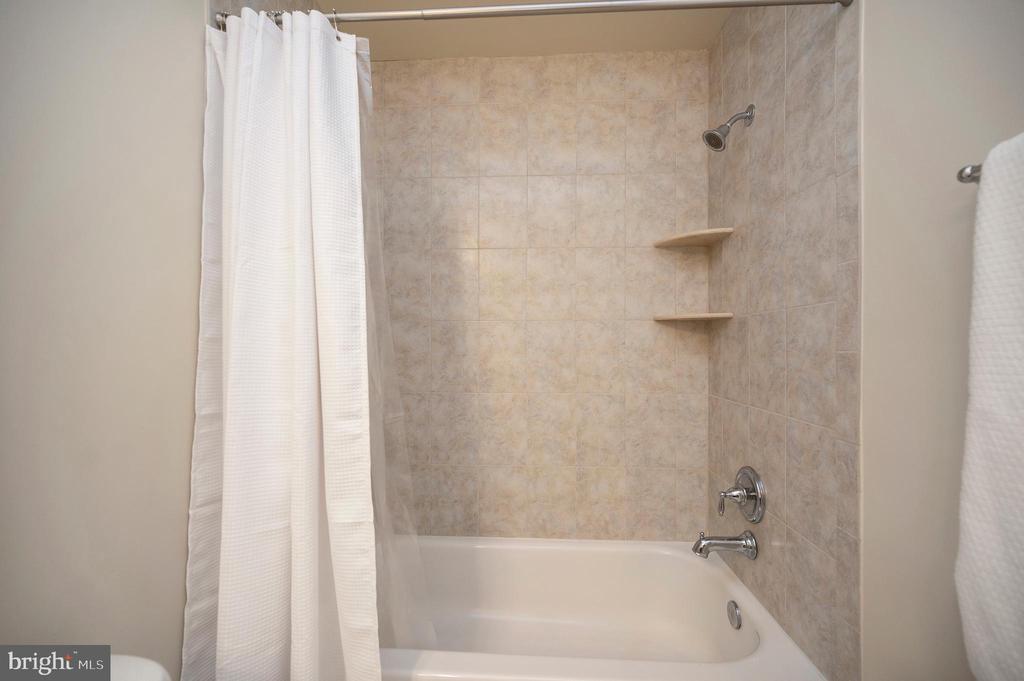 Stafford, Virginia, 22554, United States, 5 Bedrooms Bedrooms, ,5 BathroomsBathrooms,Residential,For Sale,2047982