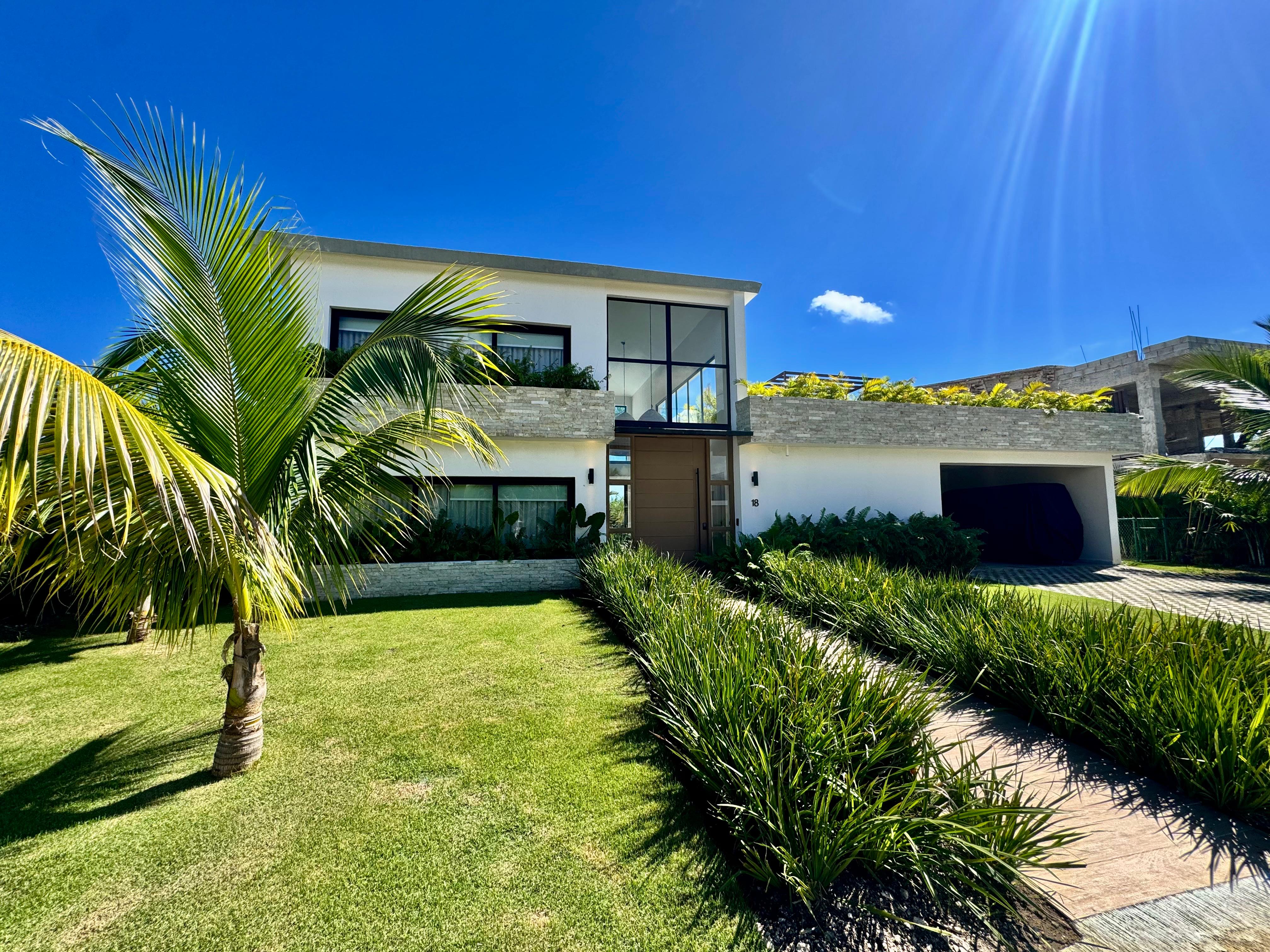 Punta Cana, DO, 4 Bedrooms Bedrooms, ,5 BathroomsBathrooms,Residential,For Sale,1996015