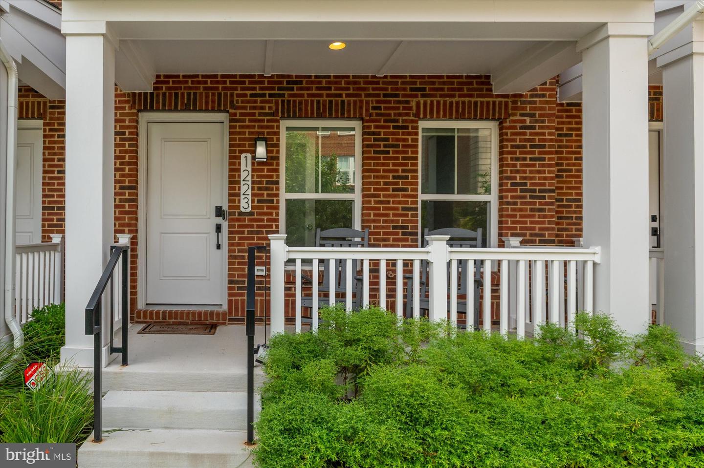 Washington, District of Columbia, 20017, United States, 3 Bedrooms Bedrooms, ,4 BathroomsBathrooms,Residential,For Sale,1918552