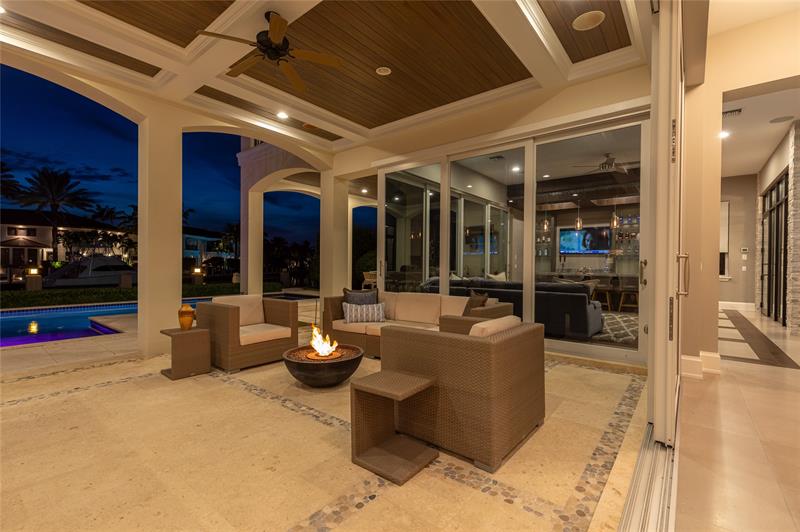 Lighthouse Point, Florida, 33064, United States, 7 Bedrooms Bedrooms, ,9 BathroomsBathrooms,Residential,For Sale,1949453