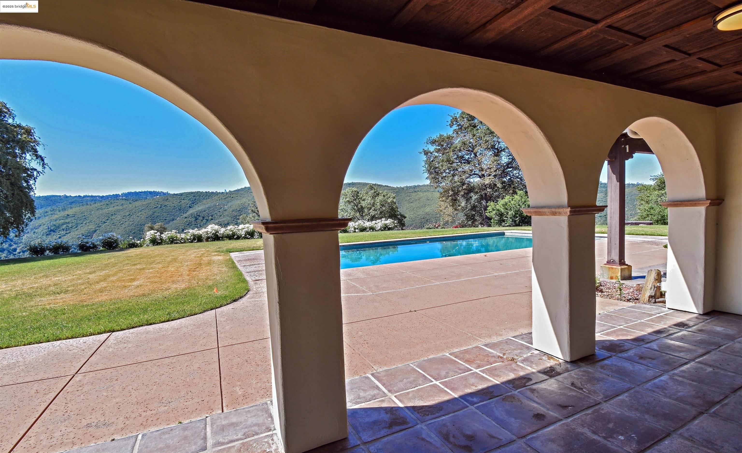 Sonora, California, 95370, United States, 4 Bedrooms Bedrooms, ,4 BathroomsBathrooms,Residential,For Sale,1846980