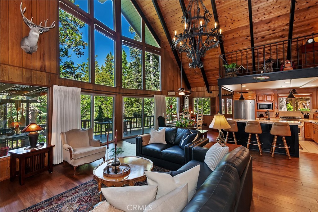 Lake Arrowhead, California, 92352, United States, 3 Bedrooms Bedrooms, ,1 BathroomBathrooms,Residential,For Sale,1988243