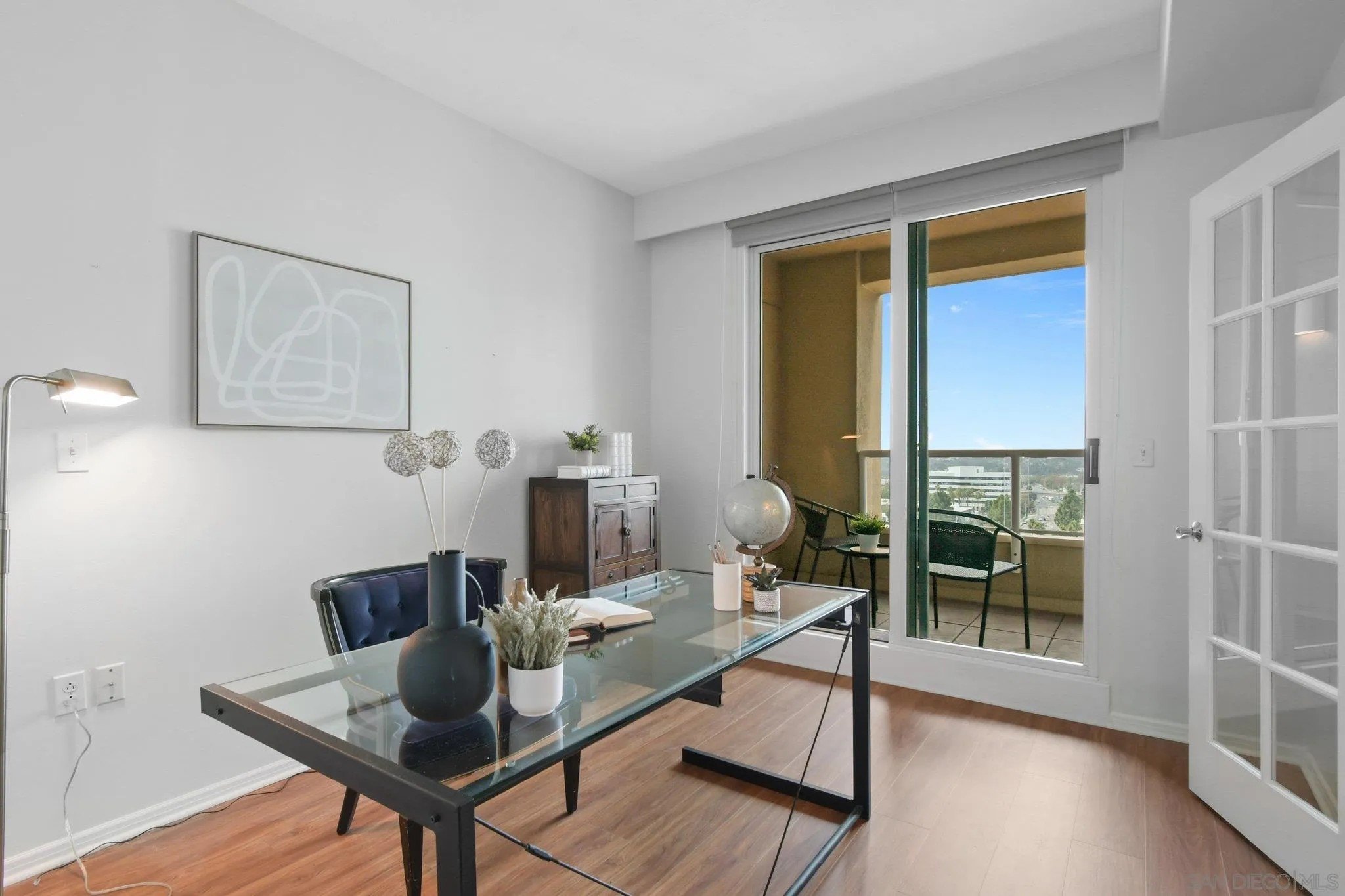 San Diego, California, 92122, United States, 2 Bedrooms Bedrooms, ,2 BathroomsBathrooms,Residential,For Sale,1972545