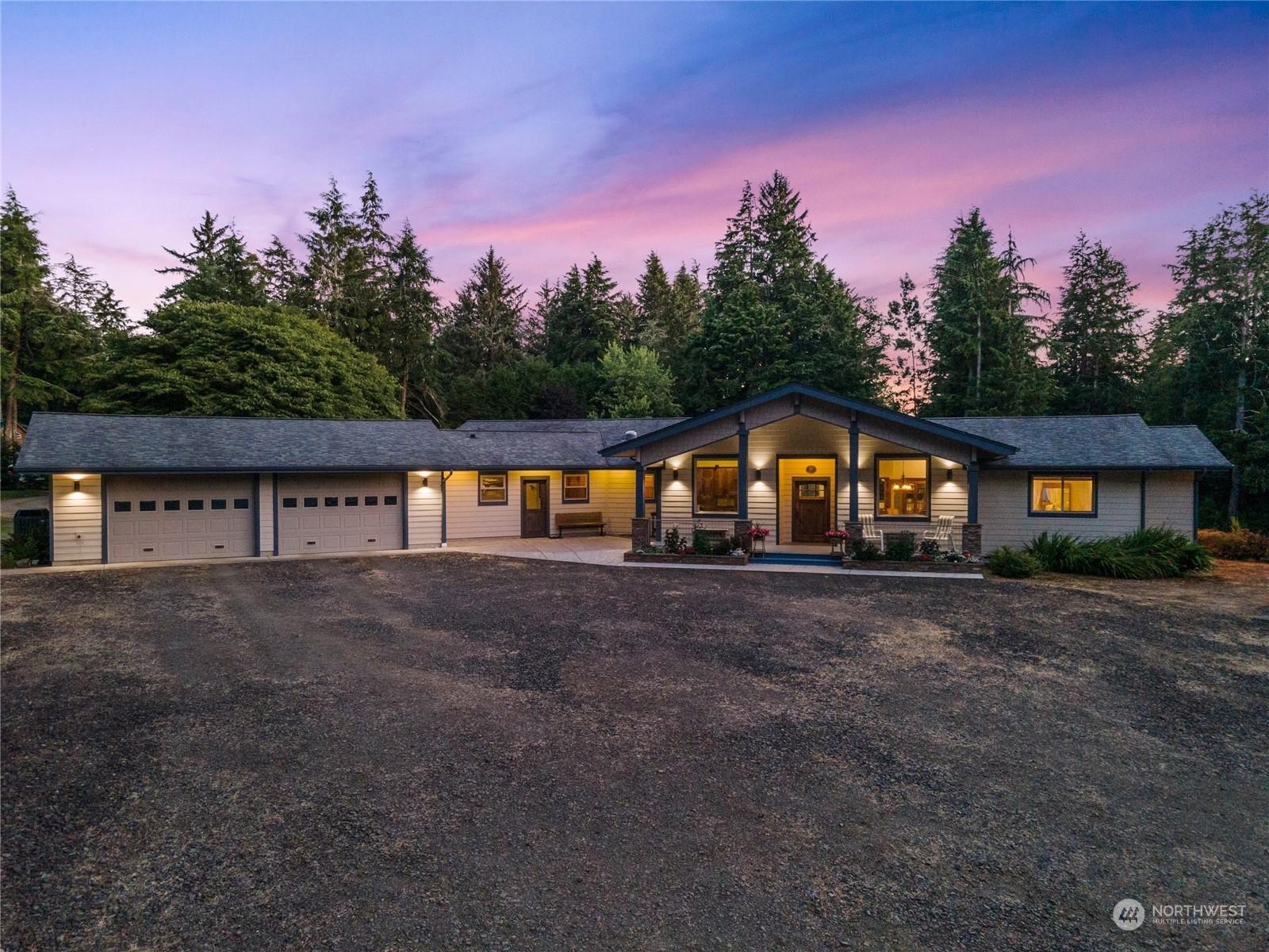 LONG BEACH, Washington, 98624, United States, 3 Bedrooms Bedrooms, ,4 BathroomsBathrooms,Residential,For Sale,1827835