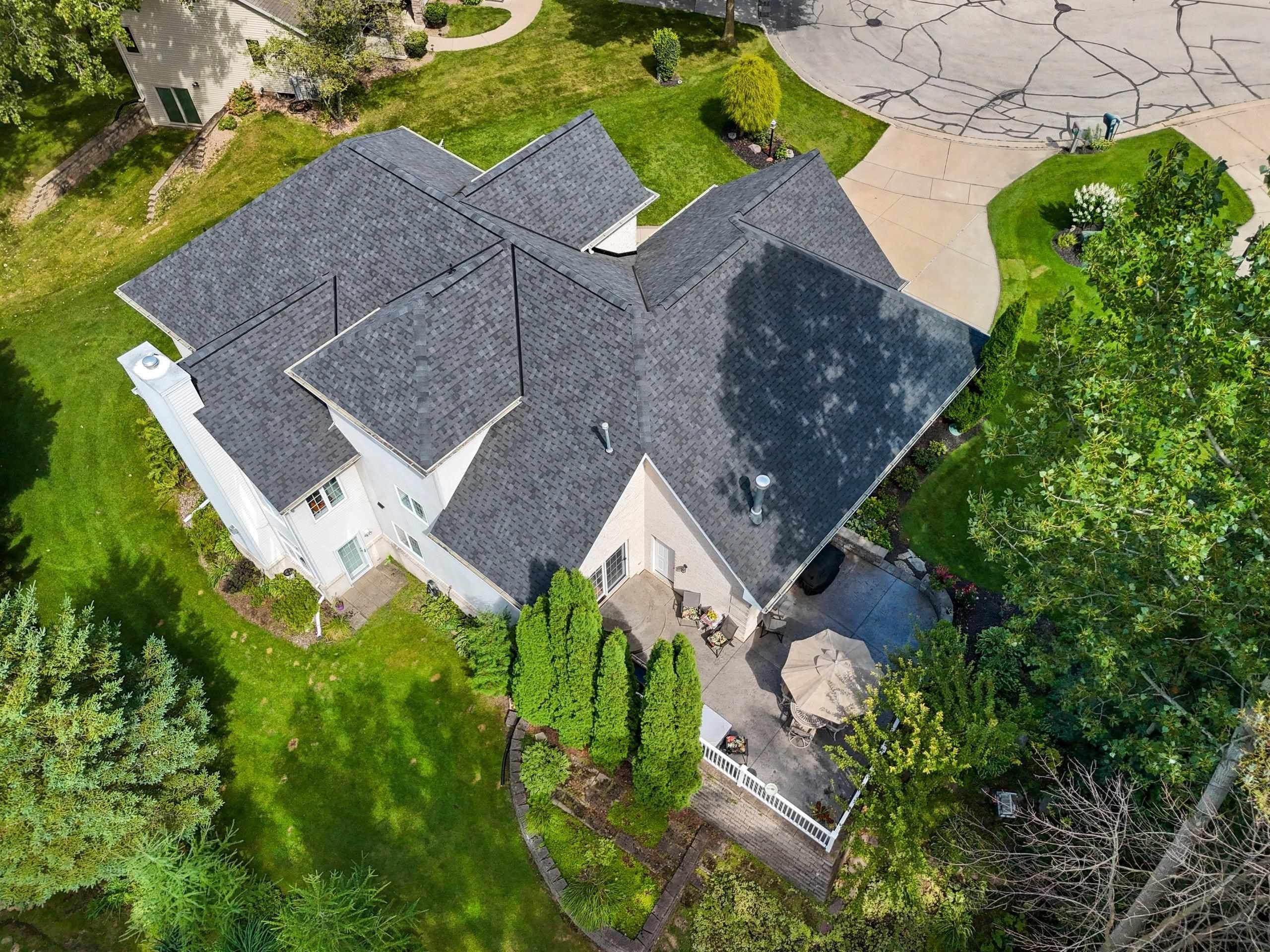 GREEN BAY, Wisconsin, 54302-5254, United States, 5 Bedrooms Bedrooms, ,4 BathroomsBathrooms,Residential,For Sale,1920394