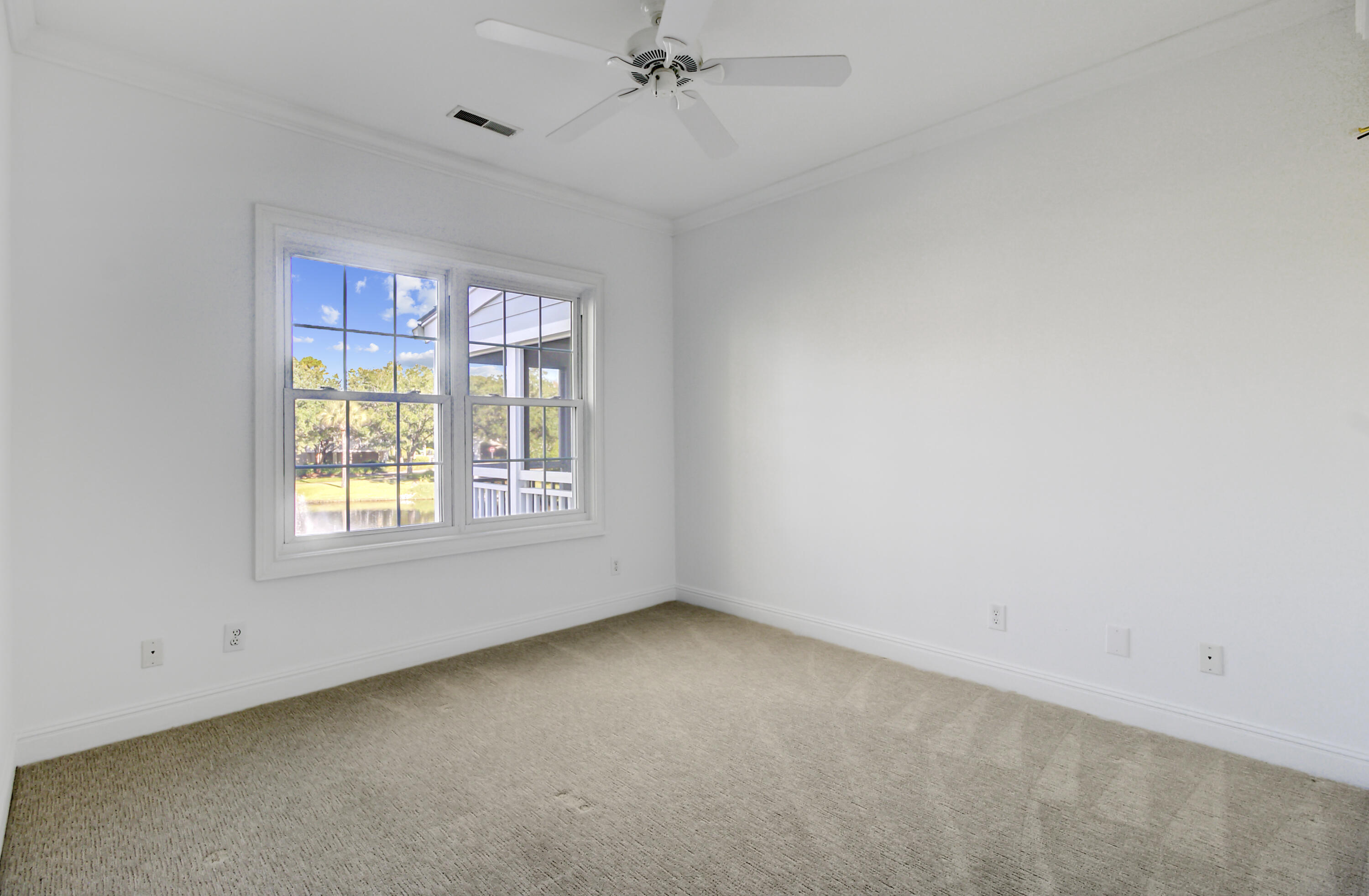 Mount Pleasant, South Carolina, 29464, United States, 3 Bedrooms Bedrooms, ,3 BathroomsBathrooms,Residential,For Sale,1992049