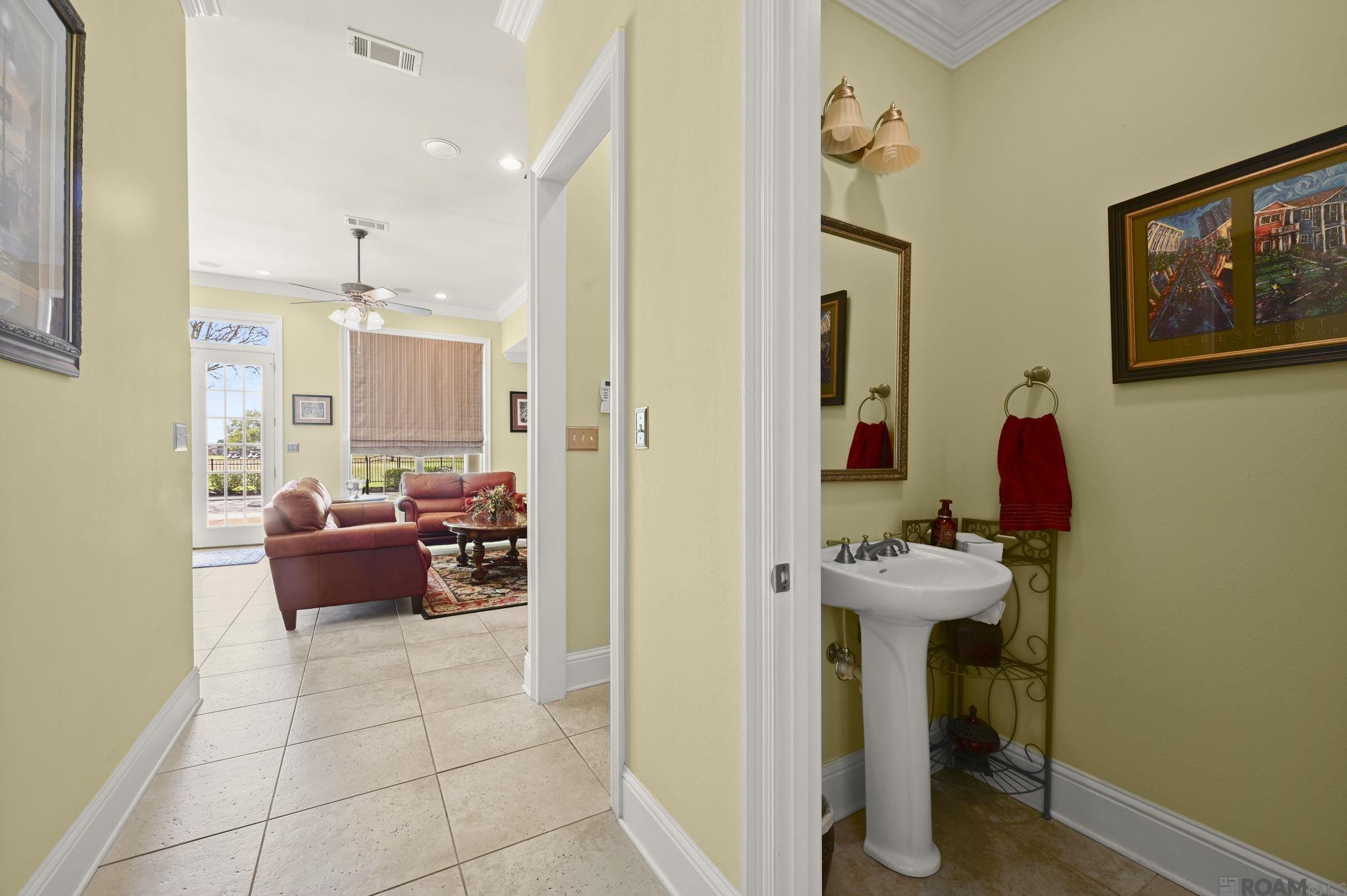 Gonzales, Louisiana, 70737, United States, 4 Bedrooms Bedrooms, ,3 BathroomsBathrooms,Residential,For Sale,2023564