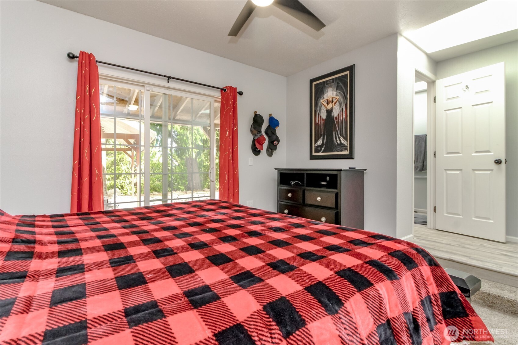 Graham, Washington, 98338, United States, 3 Bedrooms Bedrooms, ,1 BathroomBathrooms,Residential,For Sale,1981421