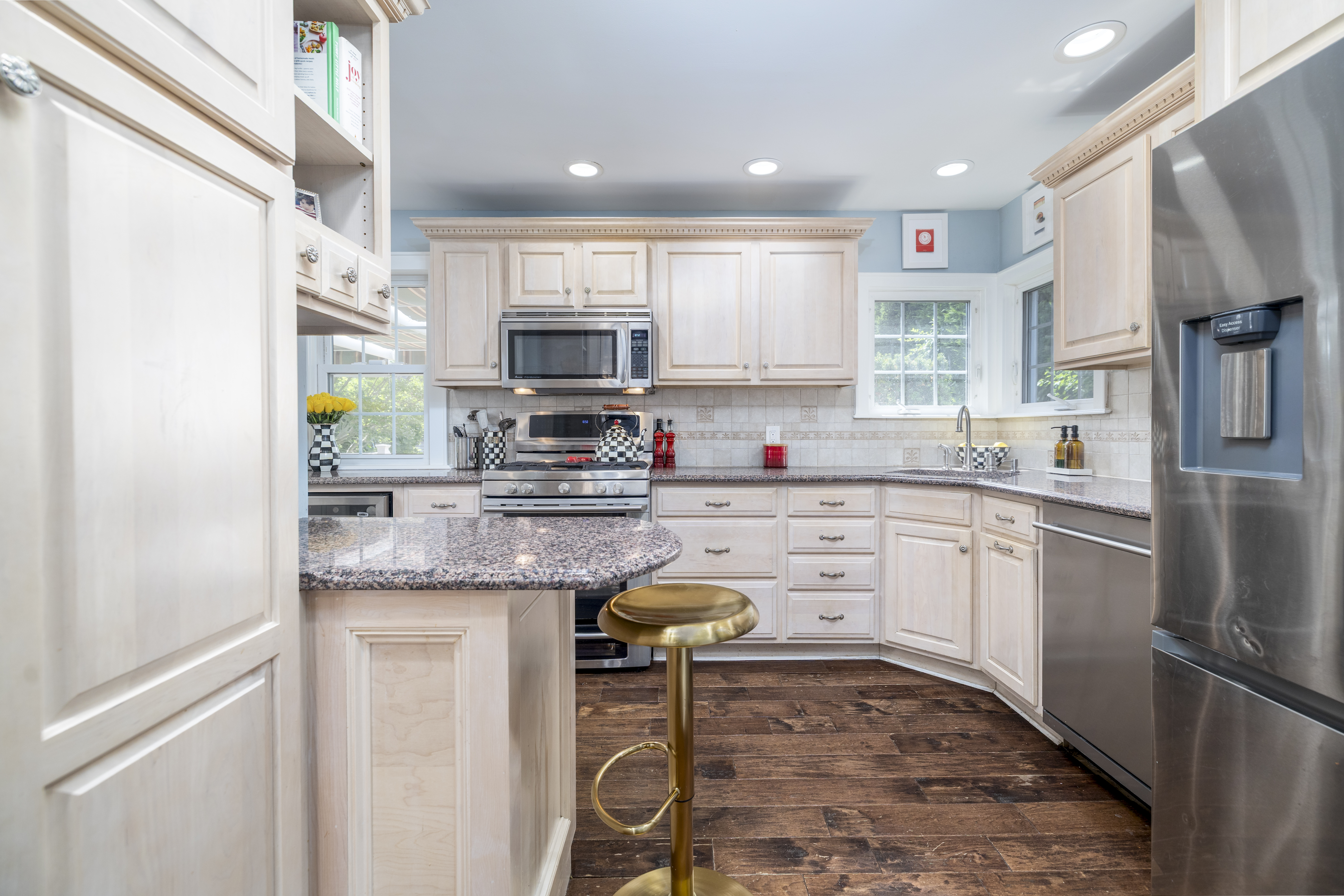  435 Morris Avenue, Rockville Centre, NY, 11570 - 物件實景