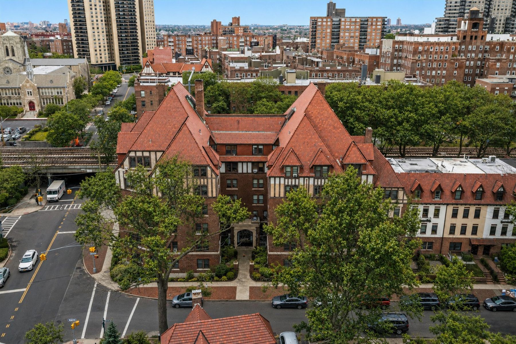  150 Burns Street #2G, Forest Hills, NY, 11375 - 物件實景