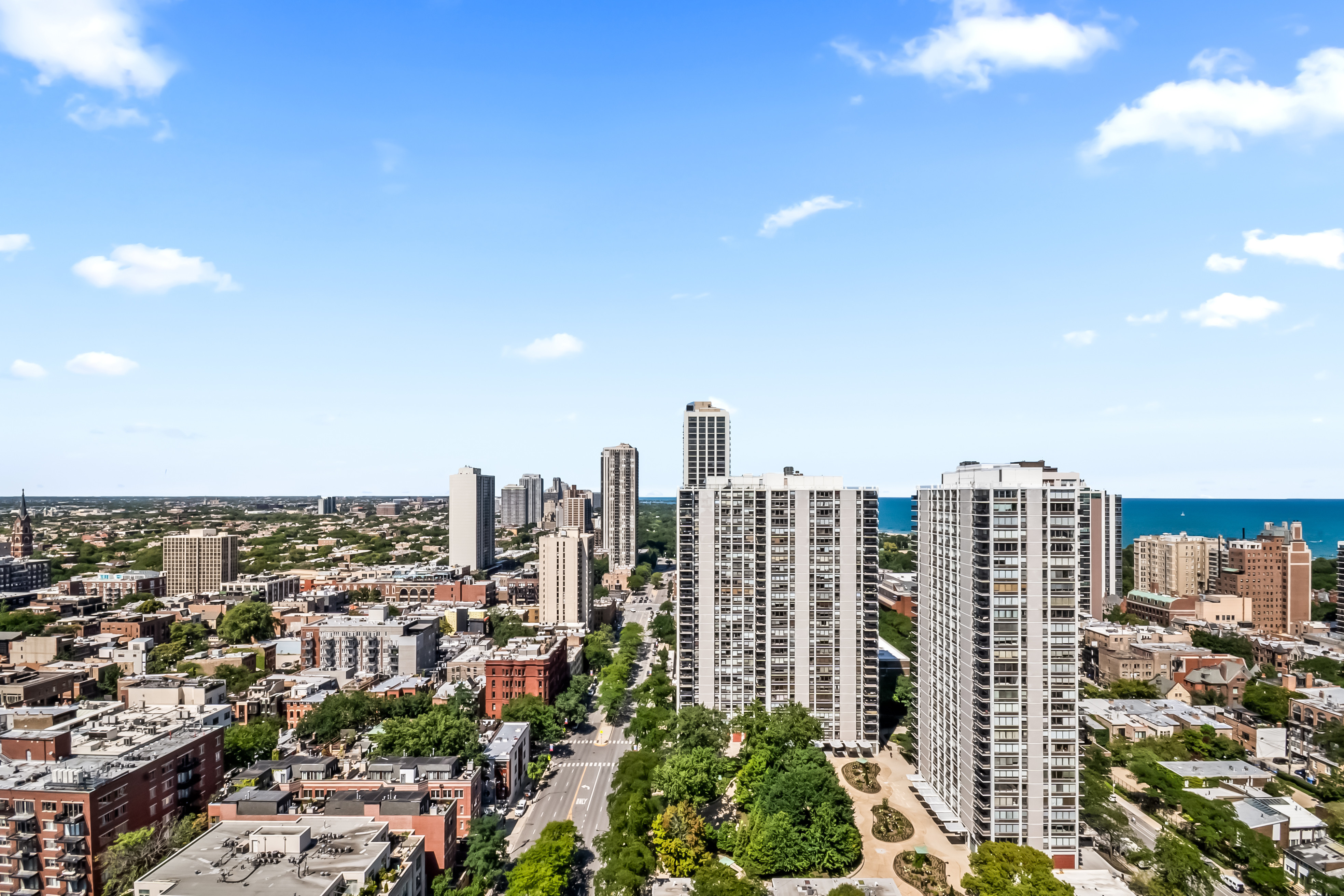  1360 N Sandburg Terrace, Chicago, IL, 60610 - 物件實景