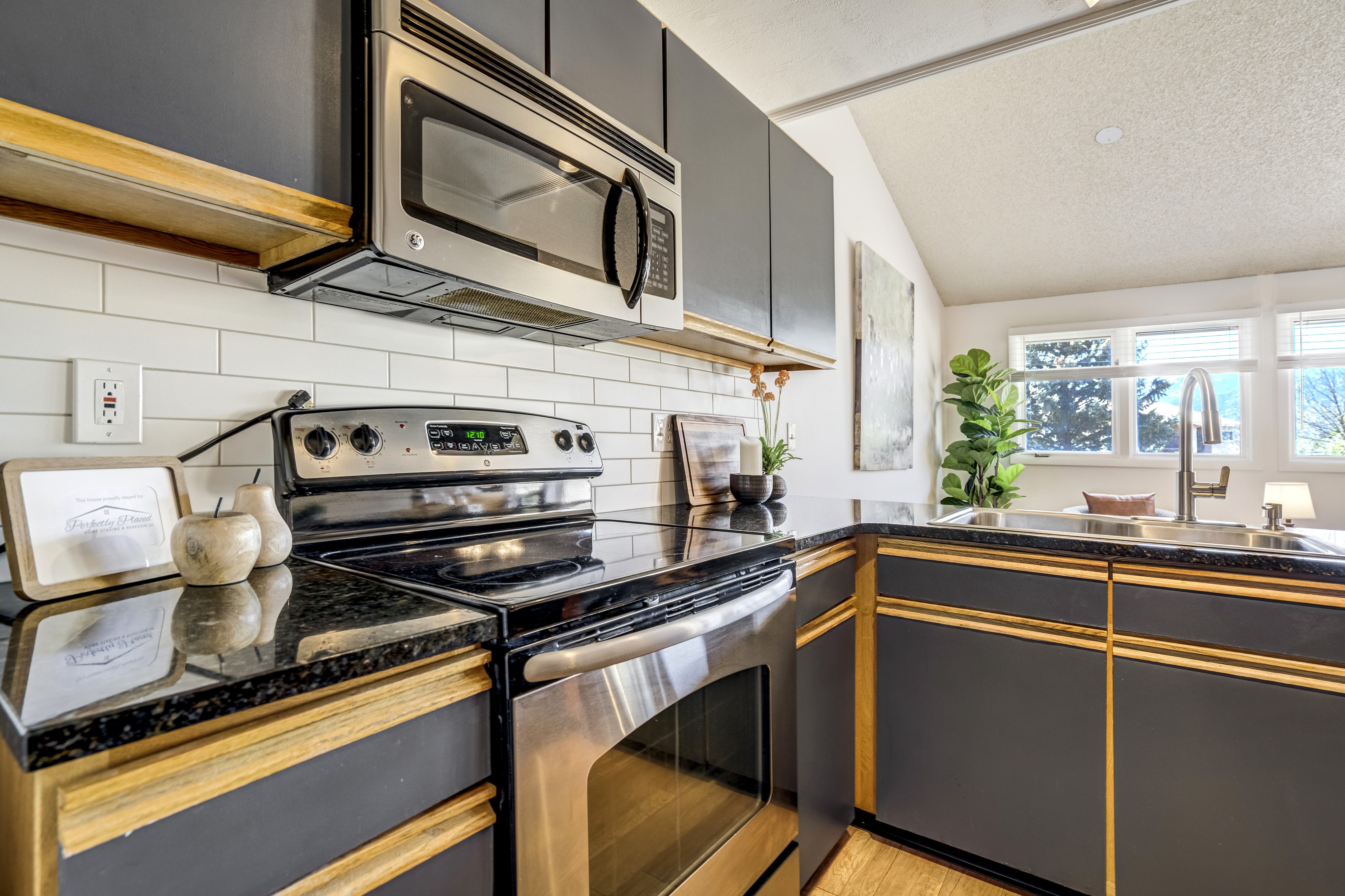  Elevated Westside Style in This Beautifully Refreshed Promontory Point Condo - 物件實景