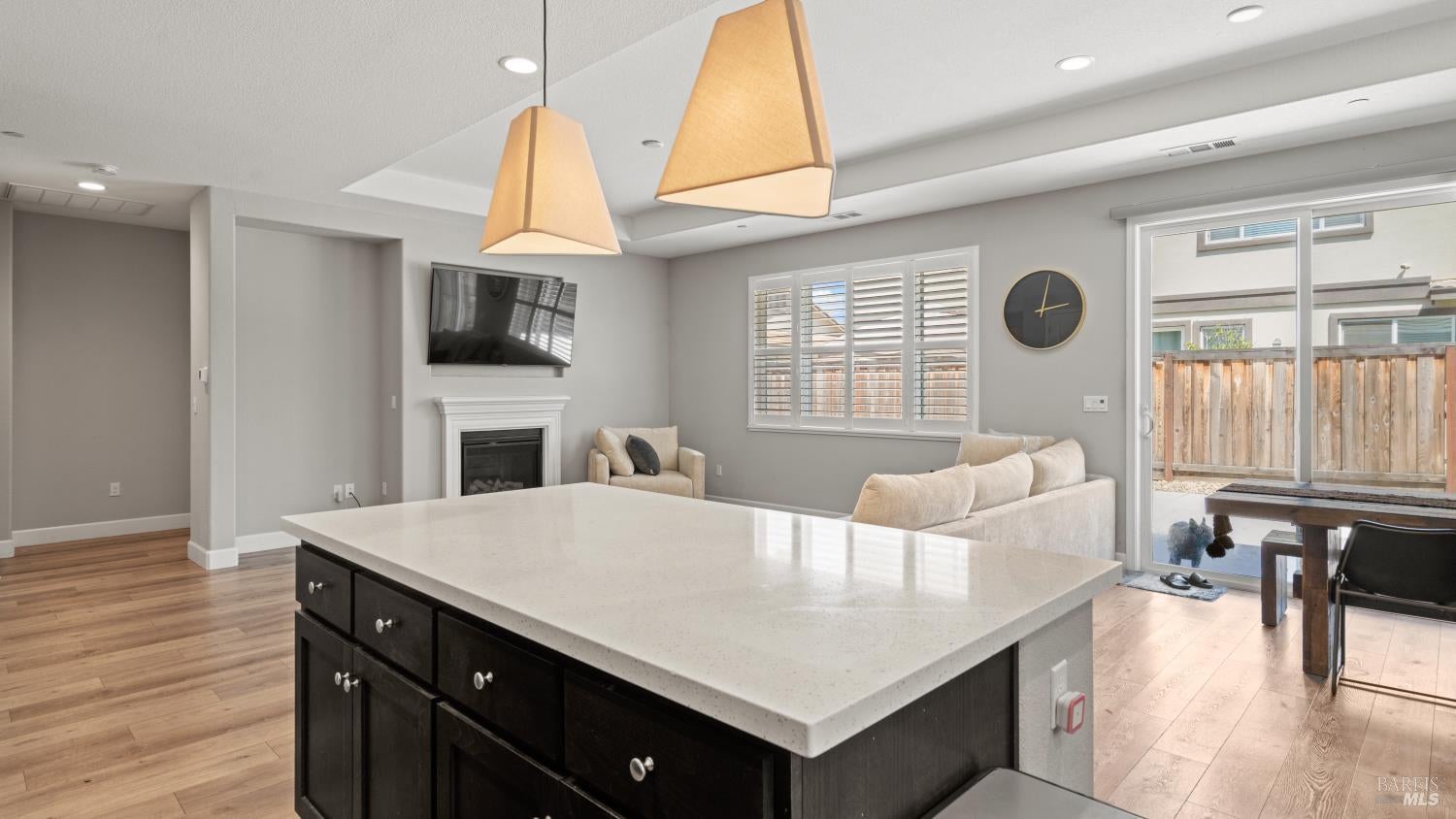 Vacaville, California, 95688, United States, 3 Bedrooms Bedrooms, ,2 BathroomsBathrooms,Residential,For Sale,1840903