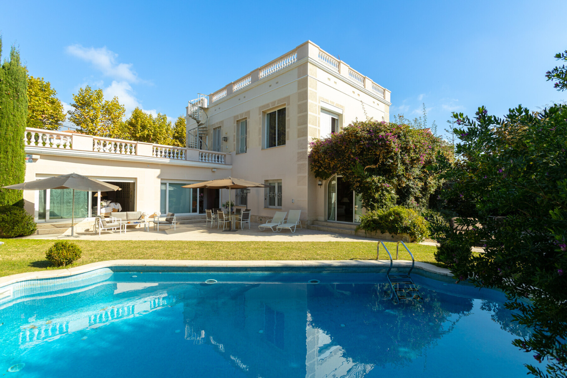  Elegant house, with pool, in the center of El Masnou - 物件實景