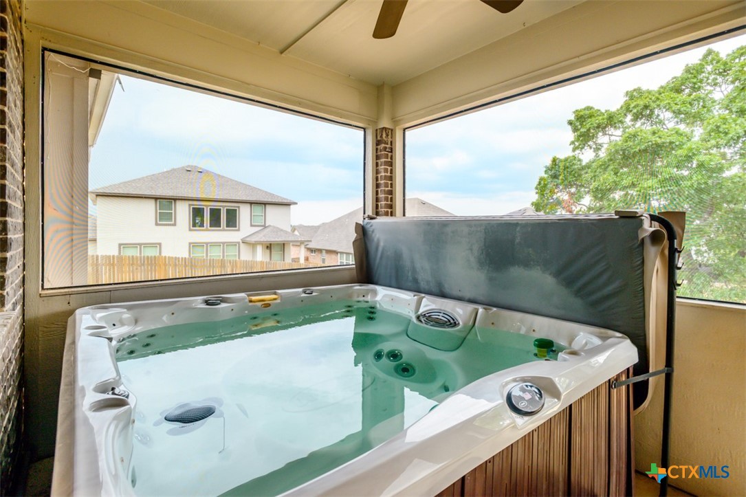 Killeen, Texas, 76542, United States, 5 Bedrooms Bedrooms, ,4 BathroomsBathrooms,Residential,For Sale,1988251