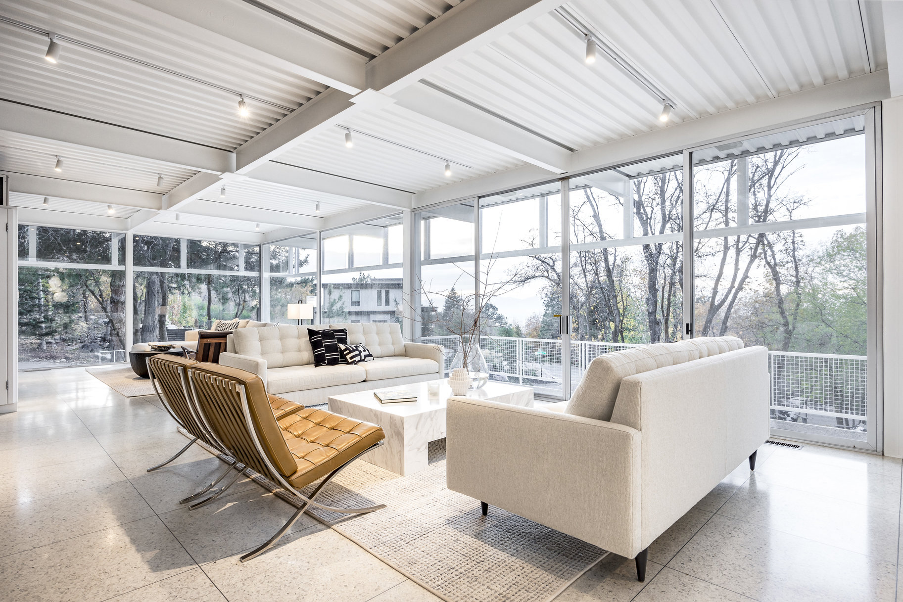  A John Sugden Modern Home in the Cove - 物件實景