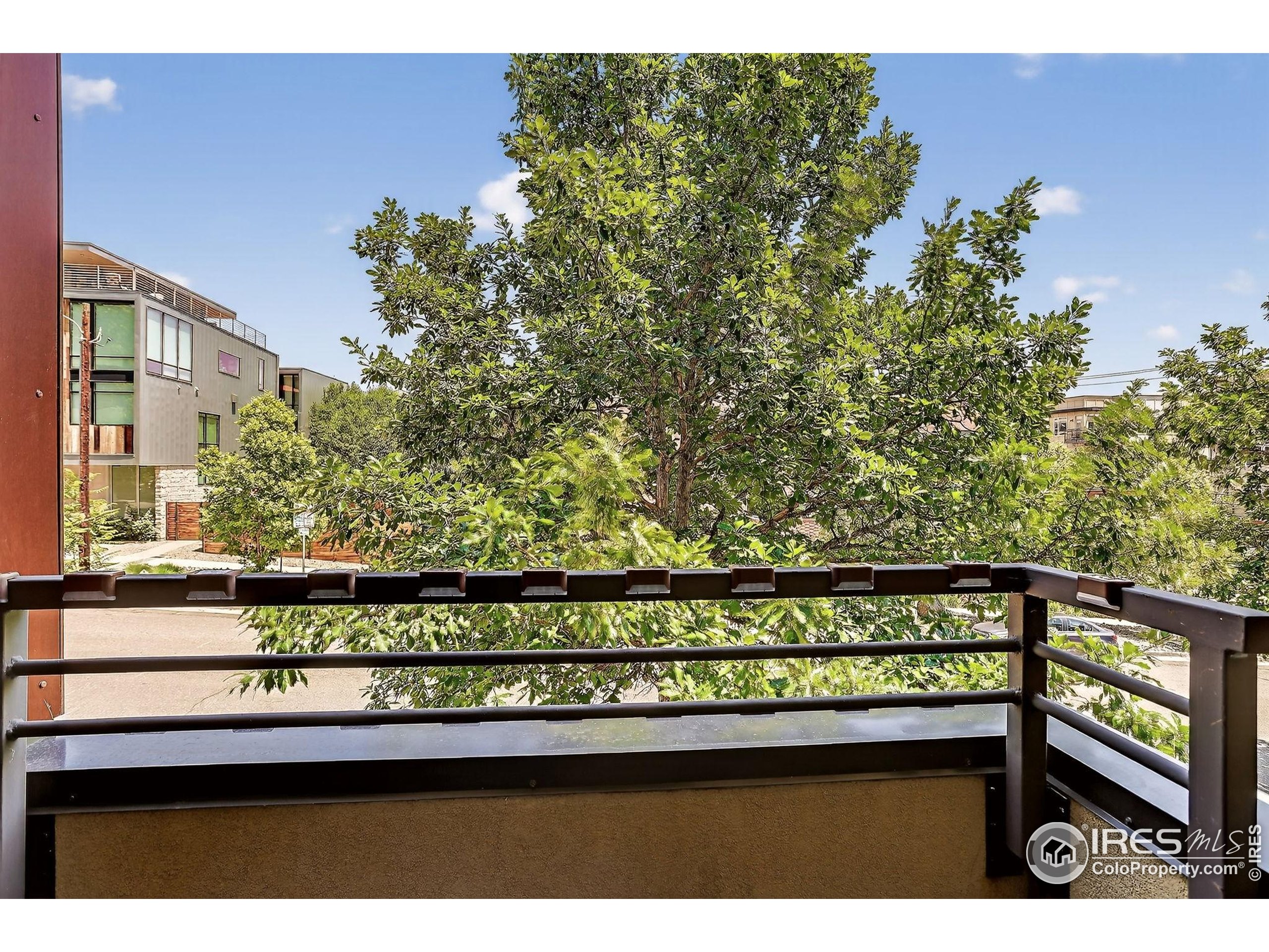Denver, Colorado, 80211, United States, 2 Bedrooms Bedrooms, ,3 BathroomsBathrooms,Residential,For Sale,1895897