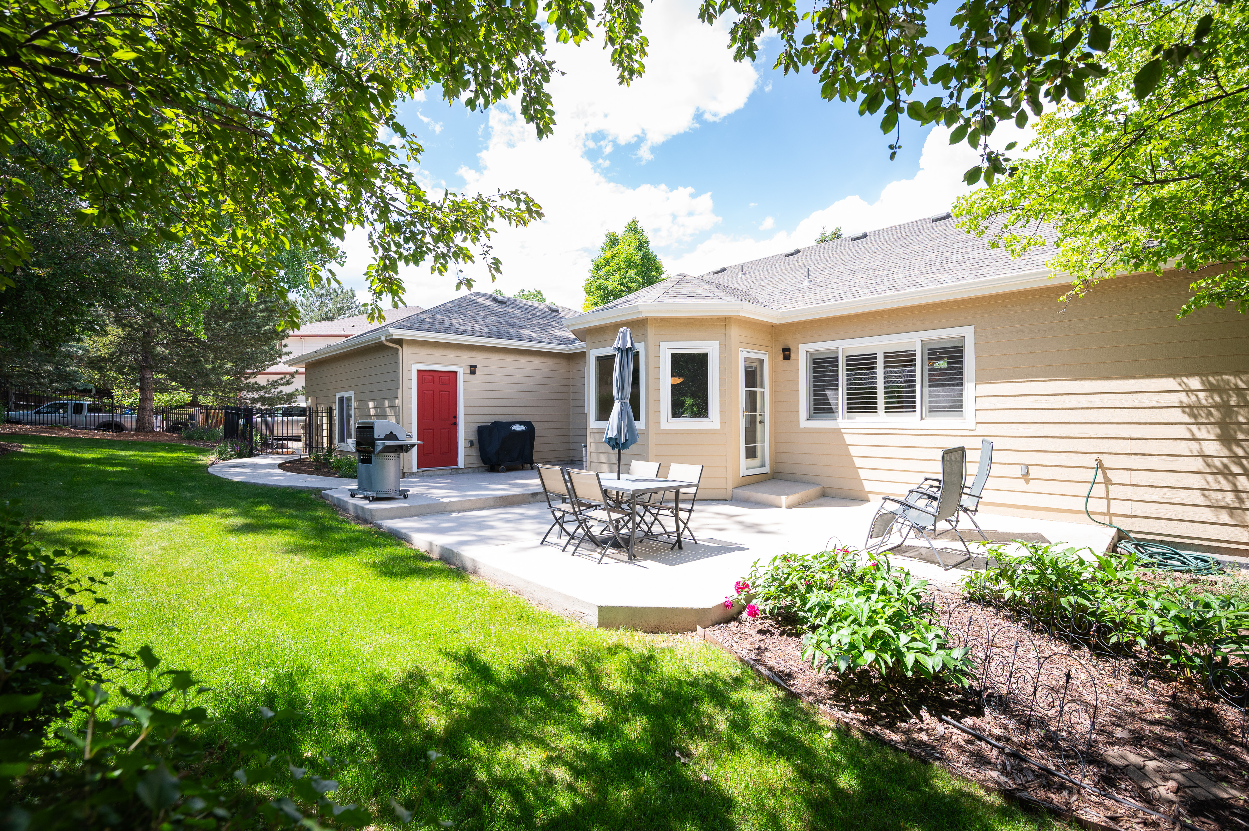  Rare Les Maisonettes Ranch: 2 Main-Floor Primary Suites Near Downtown Littleton - 物件實景