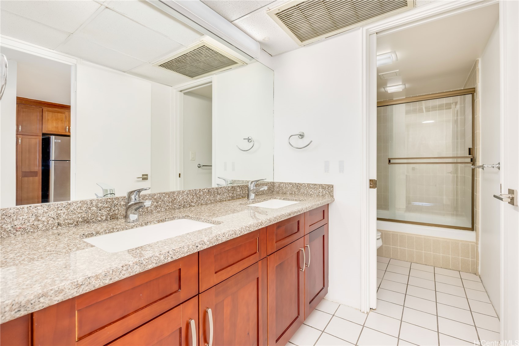 Honolulu, Hawaii, 96815, United States, 1 Bedroom Bedrooms, ,1 BathroomBathrooms,Residential,For Sale,1905985