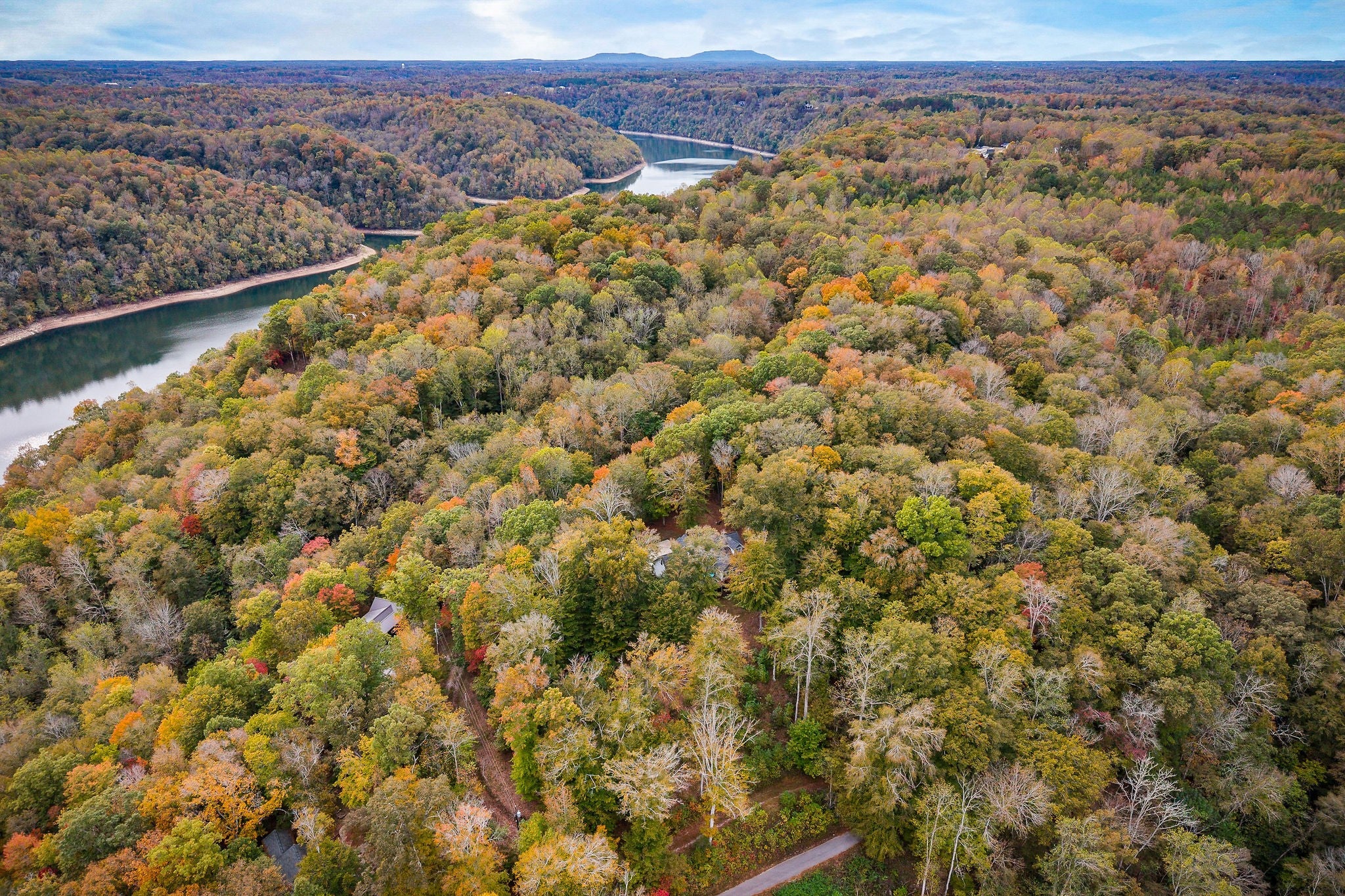 Smithville, Tennessee, 37166, United States, 3 Bedrooms Bedrooms, ,3 BathroomsBathrooms,Residential,For Sale,2006614