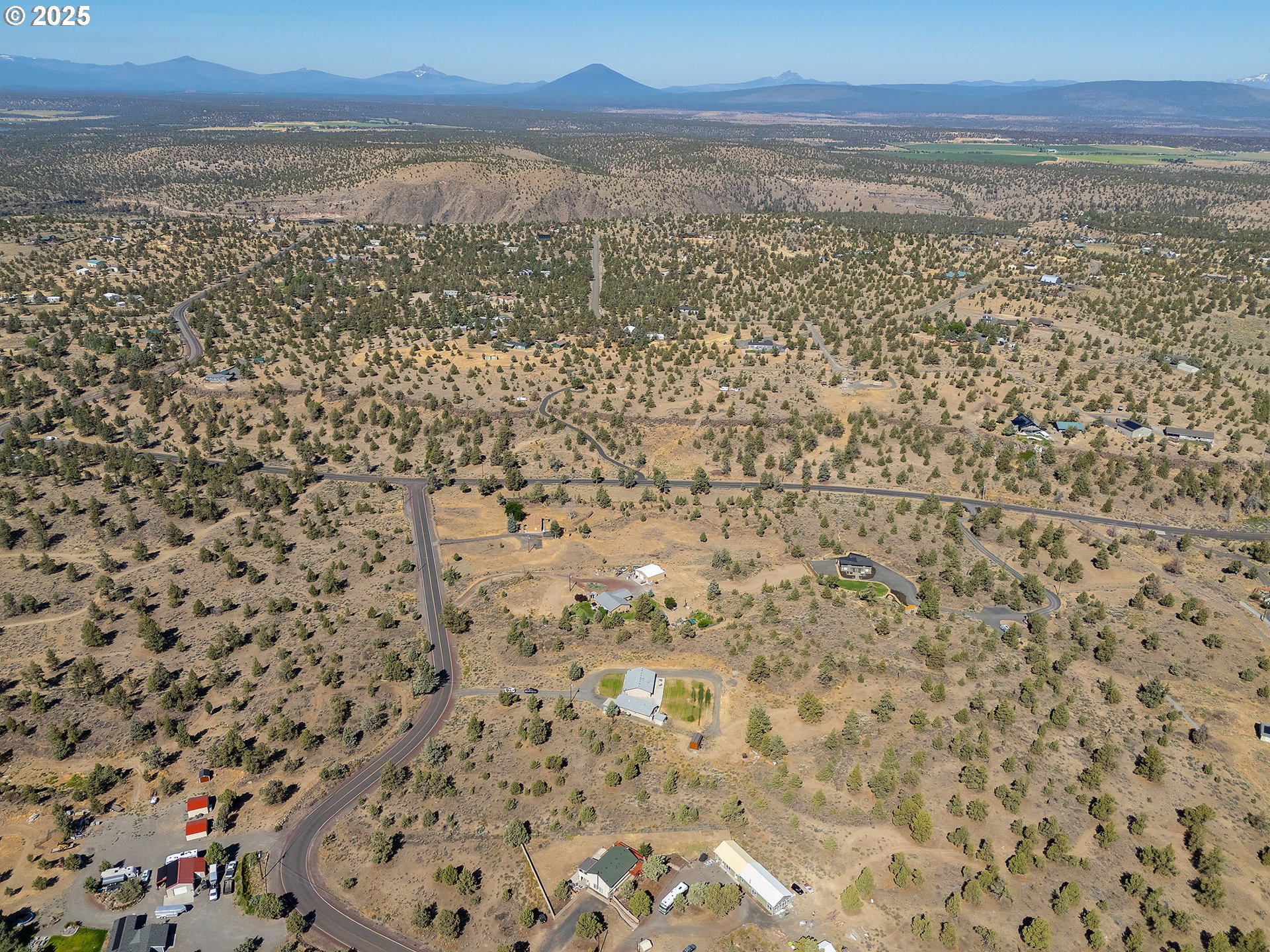 Terrebonne, Oregon, 97760, United States, 3 Bedrooms Bedrooms, ,2 BathroomsBathrooms,Residential,For Sale,1960646