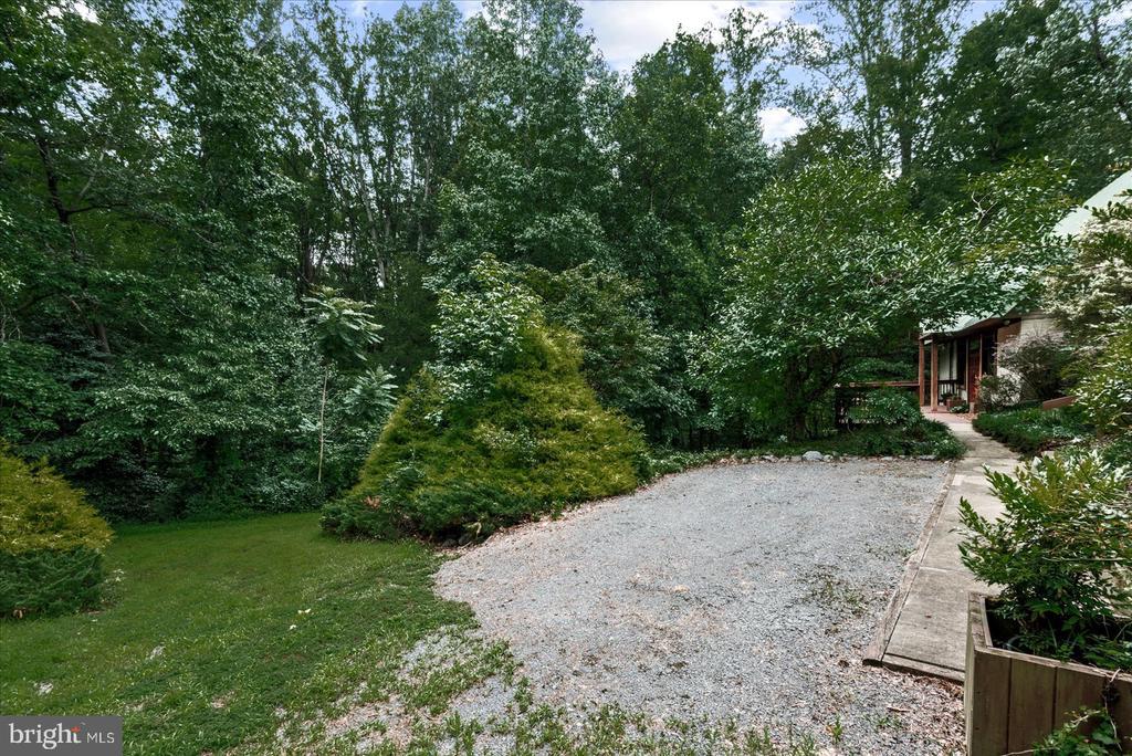 King George, Virginia, 22485, United States, 1 Bedroom Bedrooms, ,2 BathroomsBathrooms,Residential,For Sale,1901927