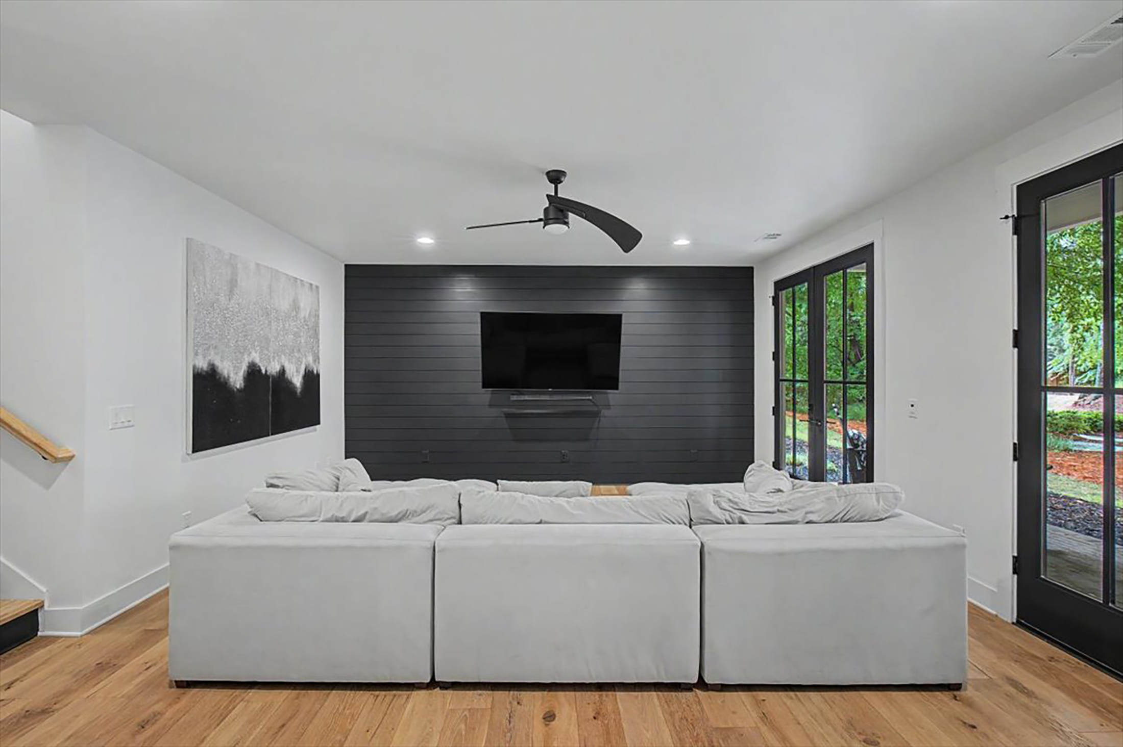  Custom Modern Farmhouse Near Downtown Woodstock - 物件實景