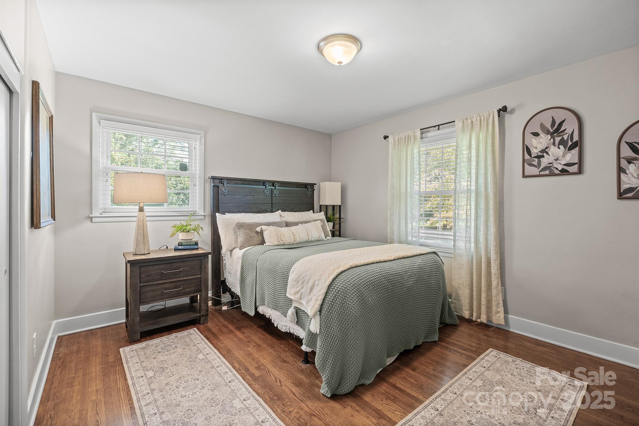 Charlotte, North Carolina, 28210, United States, 3 Bedrooms Bedrooms, ,2 BathroomsBathrooms,Residential,For Sale,1950475