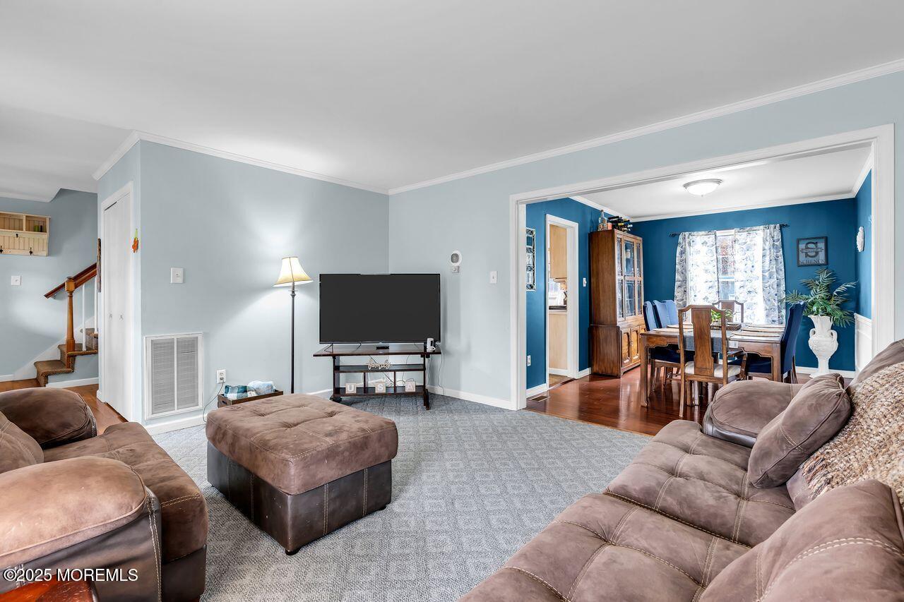 Howell, New Jersey, 07731, United States, 3 Bedrooms Bedrooms, ,3 BathroomsBathrooms,Residential,For Sale,2000438