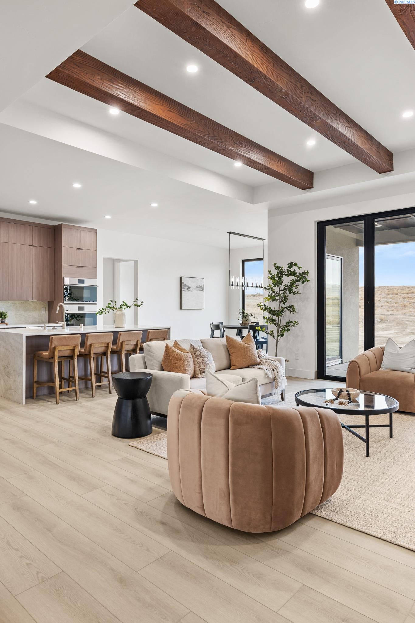 Richland, Washington, 99352, United States, 4 Bedrooms Bedrooms, ,2 BathroomsBathrooms,Residential,For Sale,2000118