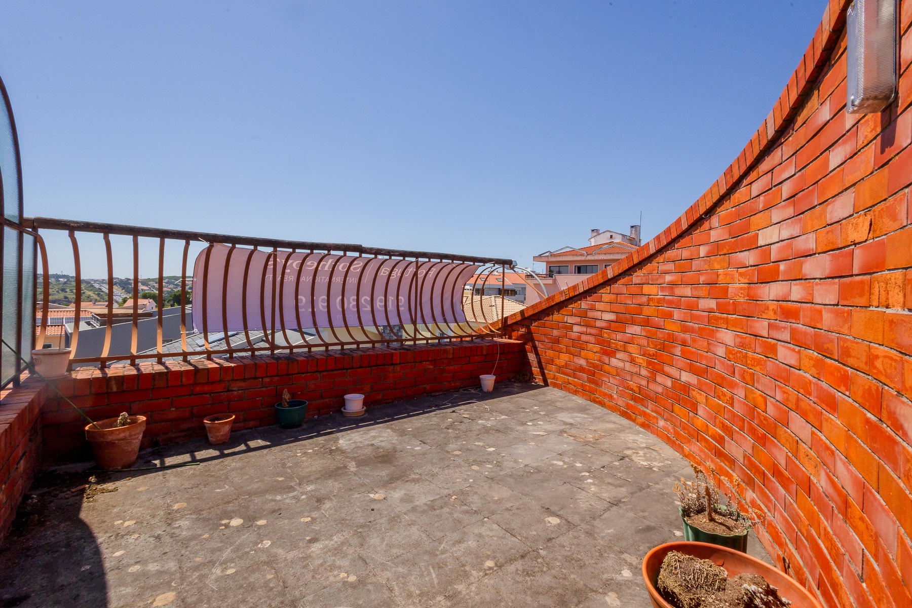  Semi-detached house, 5 bedrooms, for Sale - 物件實景