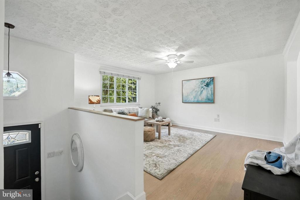Woodbridge, Virginia, 22191, United States, 3 Bedrooms Bedrooms, ,3 BathroomsBathrooms,Residential,For Sale,1908245
