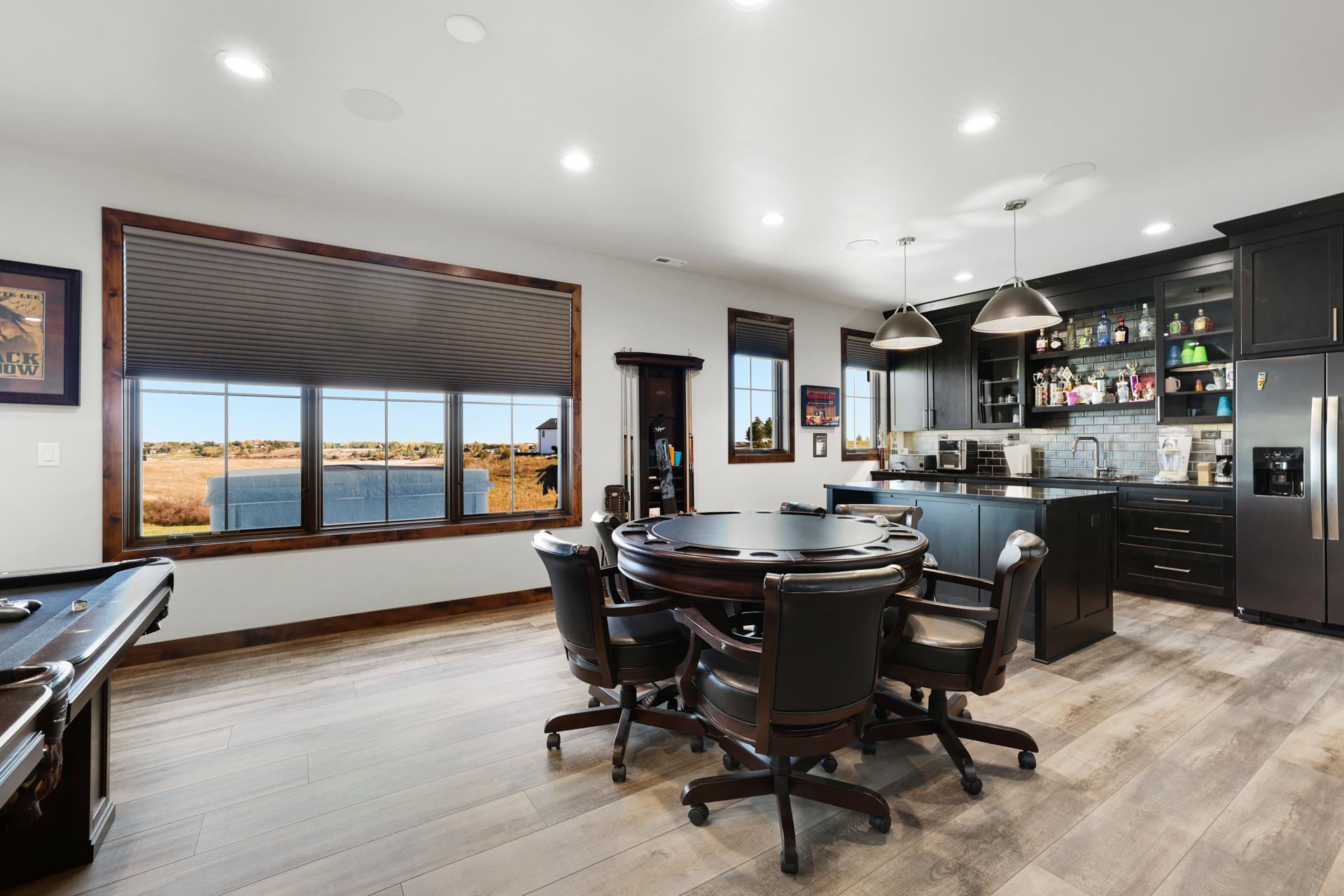 Garrison, North Dakota, 58540, United States, 4 Bedrooms Bedrooms, ,3 BathroomsBathrooms,Residential,For Sale,1976160