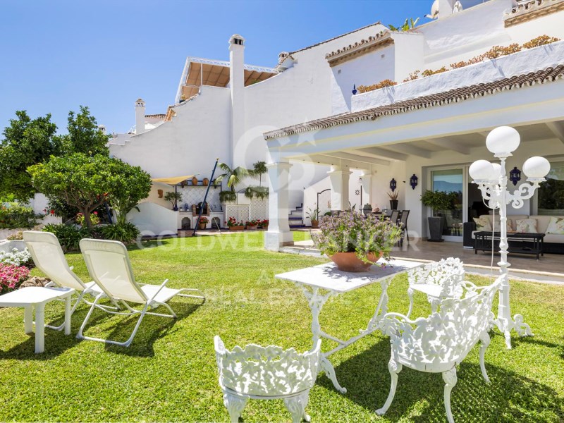 Marbella, Andalusia, ES, 4 Bedrooms Bedrooms, ,4 BathroomsBathrooms,Residential,For Sale,1804969