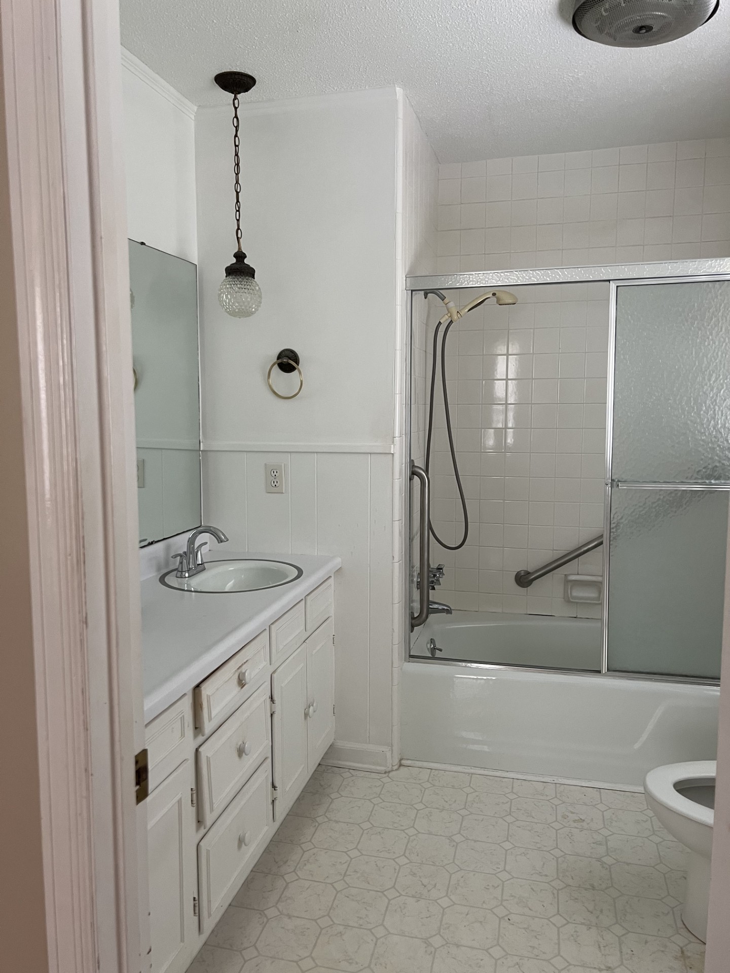 Moulton, Alabama, 35650, United States, 3 Bedrooms Bedrooms, ,2 BathroomsBathrooms,Residential,For Sale,1981747