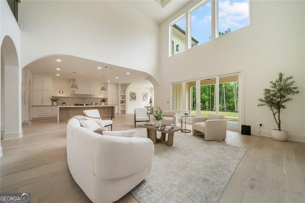 Lawrenceville, Georgia, 30046, United States, 5 Bedrooms Bedrooms, ,5 BathroomsBathrooms,Residential,For Sale,2042592