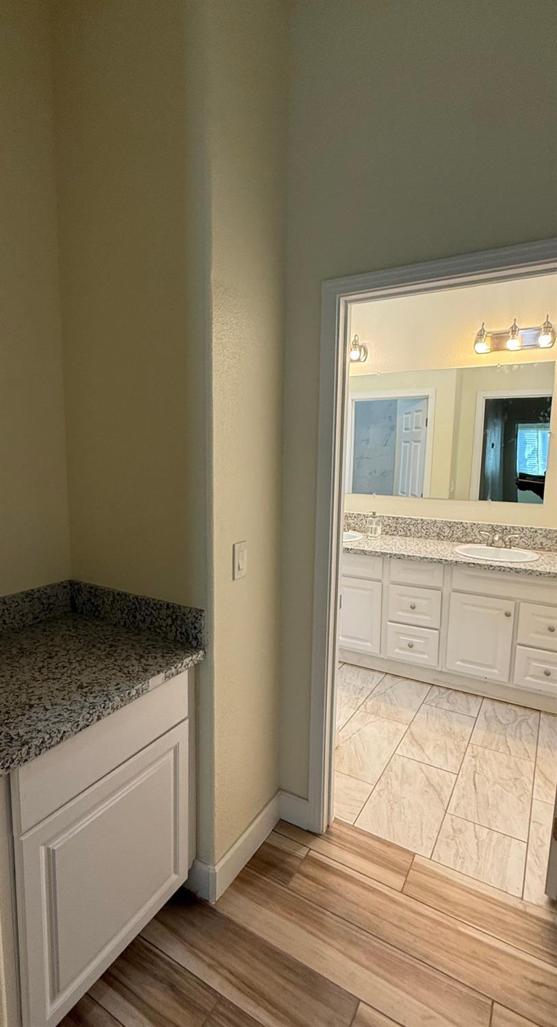 Selma, California, 93662, United States, 4 Bedrooms Bedrooms, ,2 BathroomsBathrooms,Residential,For Sale,1974766