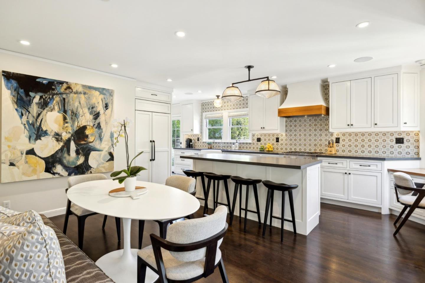 Menlo Park, California, 94025, United States, 4 Bedrooms Bedrooms, ,3 BathroomsBathrooms,Residential,For Sale,1901021