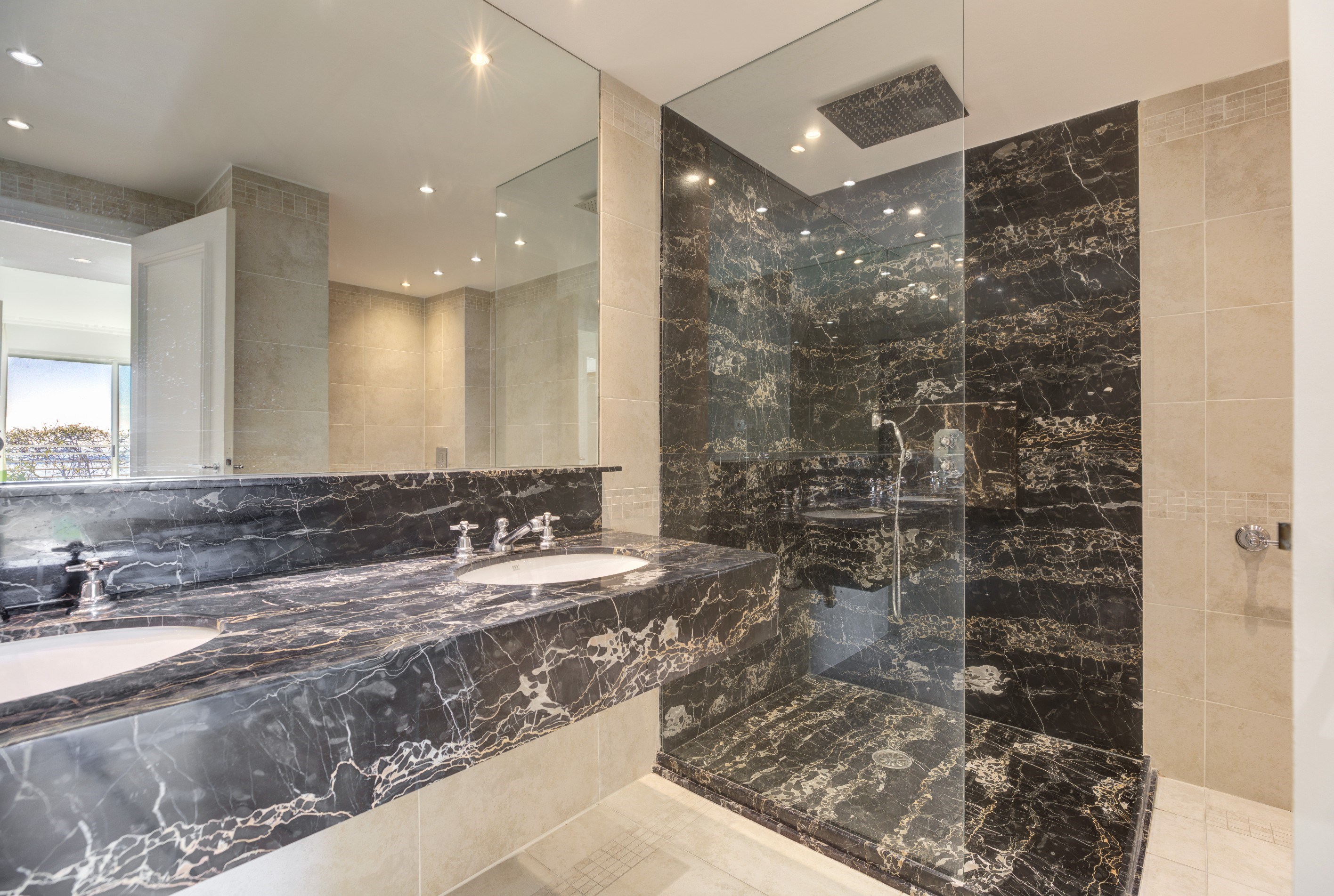  Cannes 4 bedroomed apartment, luxury amenities, panoramic sea view, exceptional… - 物件實景