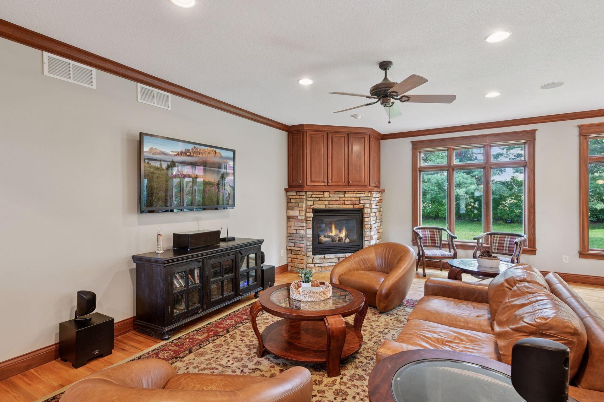Chaska, Minnesota, 55318, United States, 5 Bedrooms Bedrooms, ,3 BathroomsBathrooms,Residential,For Sale,1907432