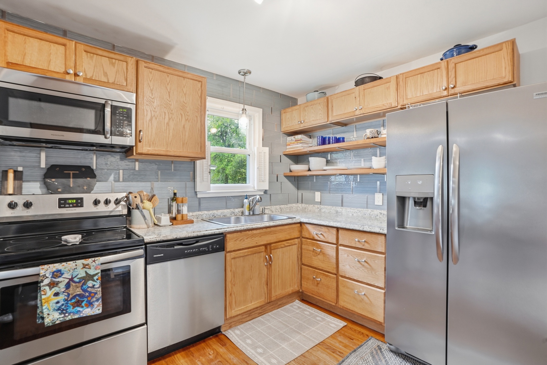  Precious Bungalow in East Savannah - 物件實景